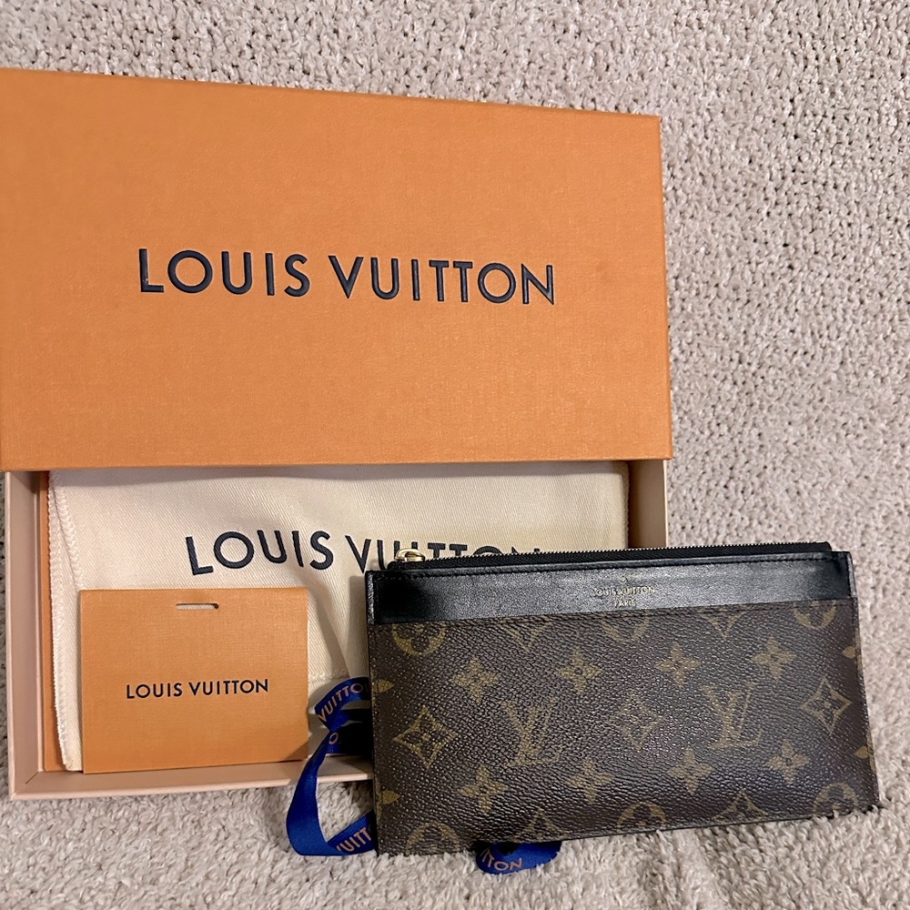 Louis Vuitton Slim Purse (Wallet) M80348
